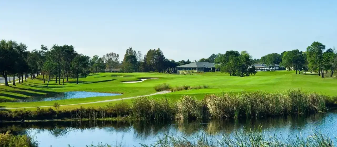 Scenic view of a golf course in Hunter's Creek, highlighting the comprehensive pest control services by Termite Lawn and Pest.